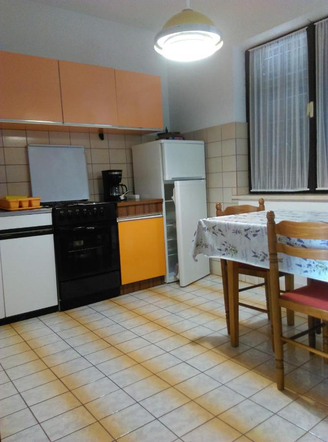 Apartmani Vrzic Baška Exterior foto